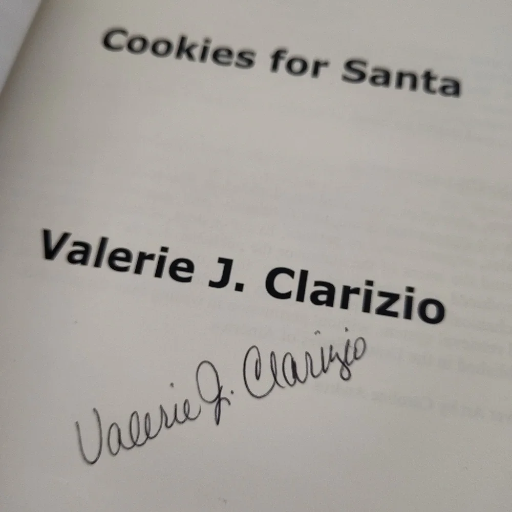 Cookies‎ for Santa by Valerie J Clarizio SIGNED Murder Mystery Romance Fiction
